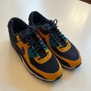NIKE AIR MAX 90 QS ACG POLLEN RISE/VOLTAGE PURPLE SIZE MEN'S 10.5 CN1080-200